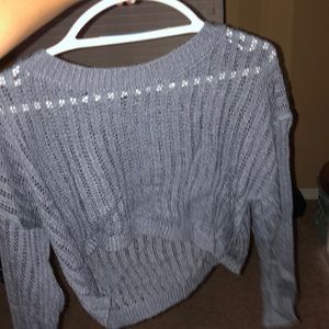 Cropped blue sweater